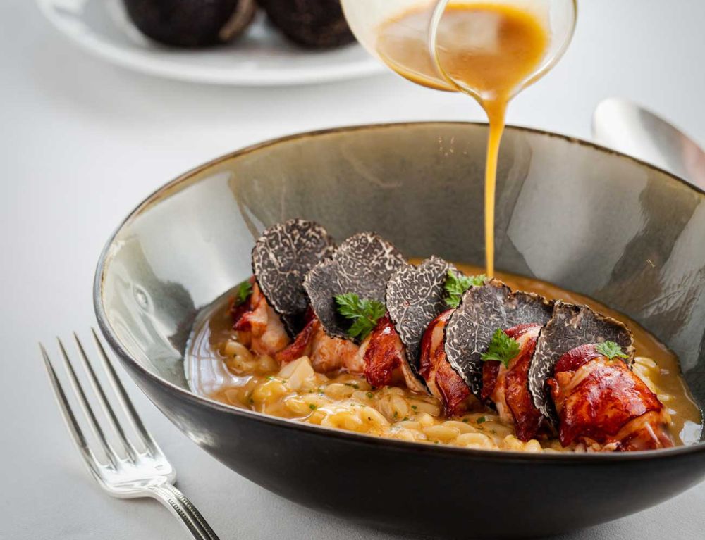 La Villa – Perfect for formal dinners, business hosting, or upscale dates